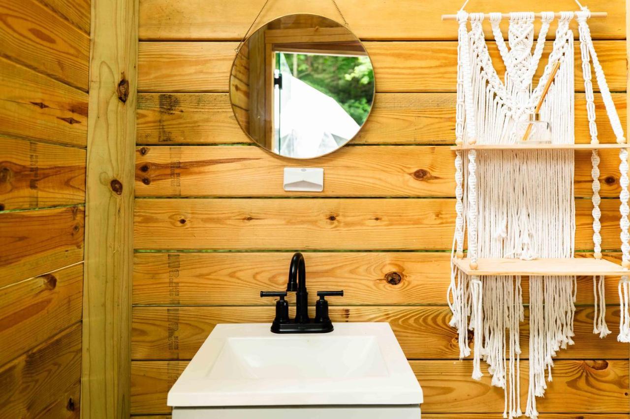 Solace Glamping 2 Sevierville Exterior photo